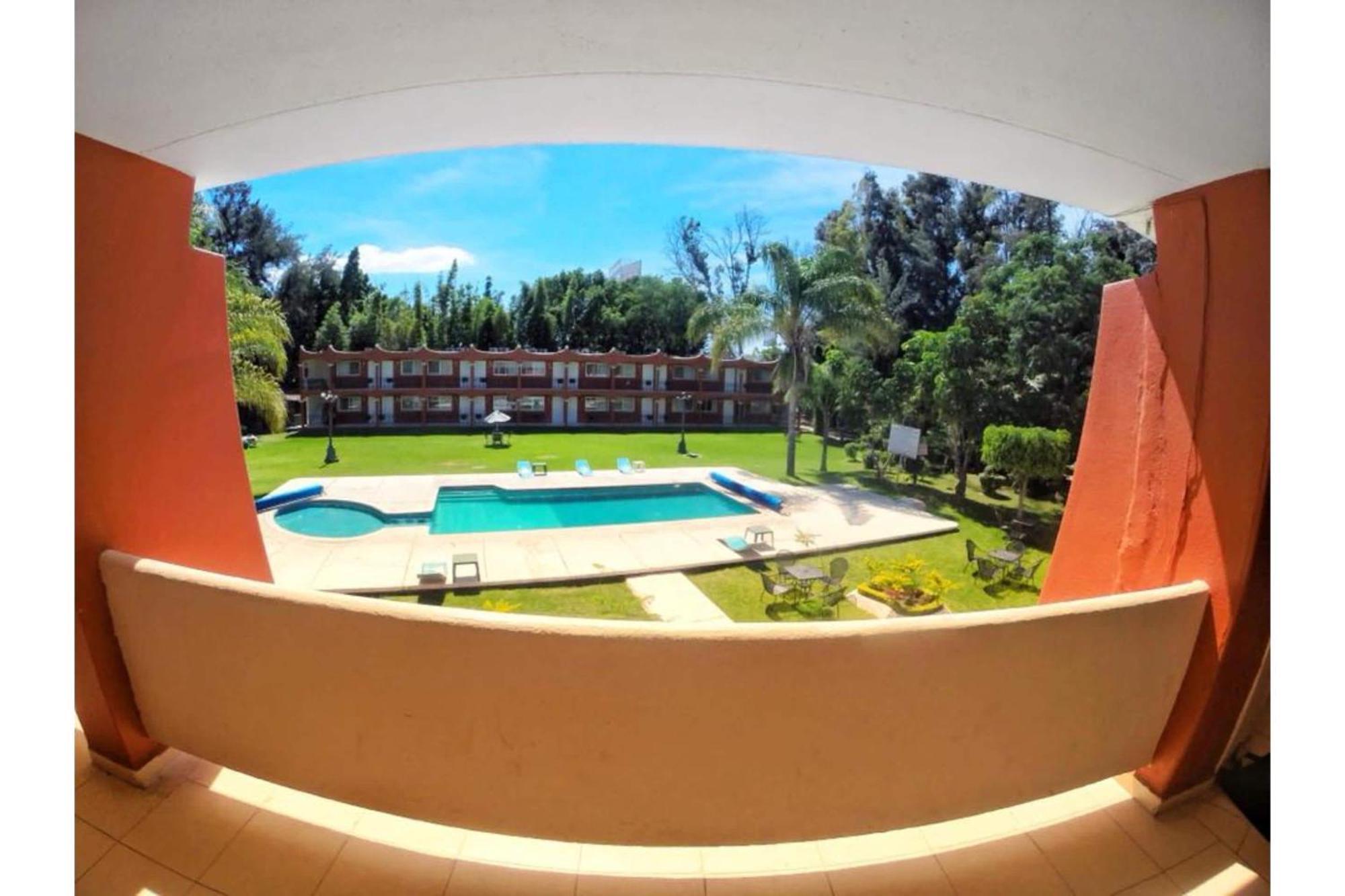 Capital O Gran Hotel Campestre Celaya  Exterior photo